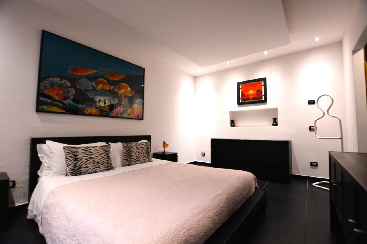 Suite Mimosa Con Piscina - Affitti Brevi Italia Sirmione Dış mekan fotoğraf