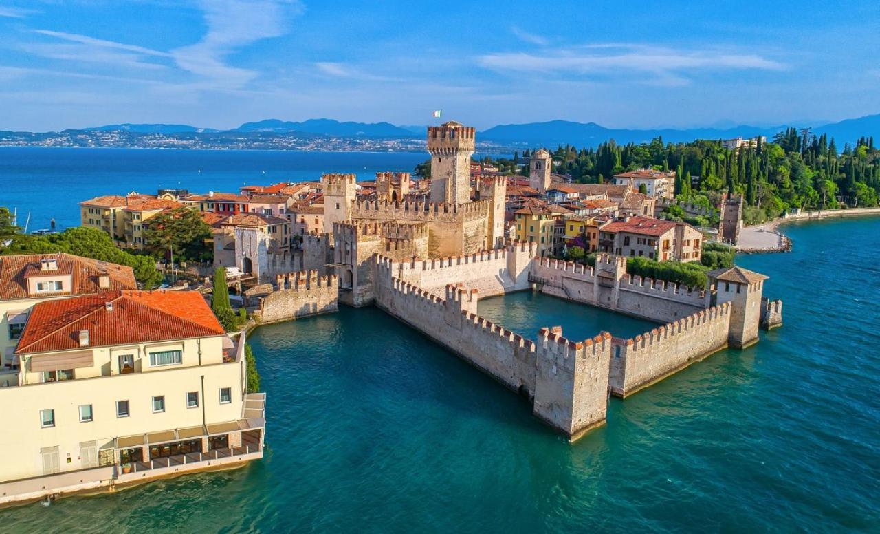 Suite Mimosa Con Piscina - Affitti Brevi Italia Sirmione Dış mekan fotoğraf